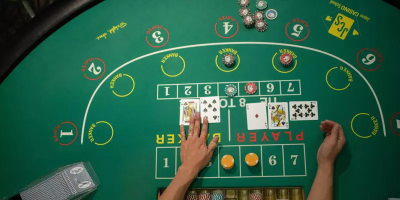 Trò chơi Baccarat hấp dẫn, kịch tính bậc nhất Casino trực tuyến